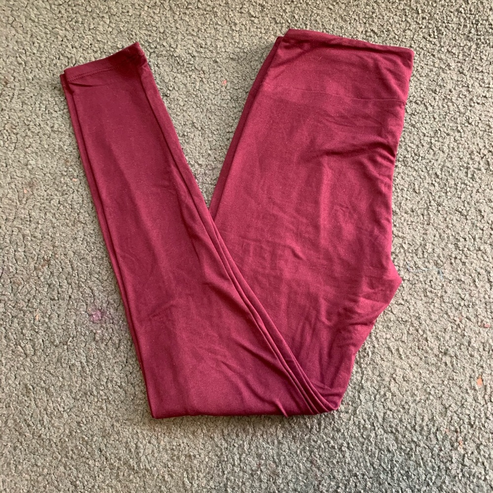 LuLaRoe solid pink leggings